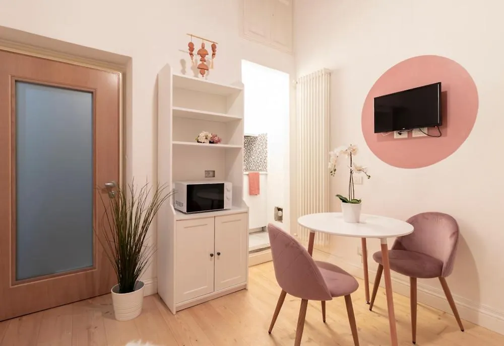 Relstay - Brera - Lovely 1Br Mediolan Apartament